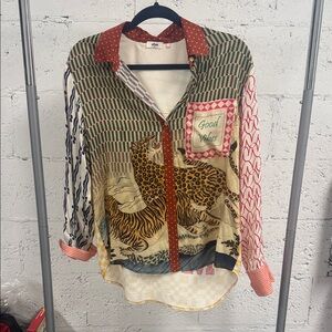Multicolor Animal Print Button Up Shirt ME369 Silk Top - Long Sleeve Size SMALL